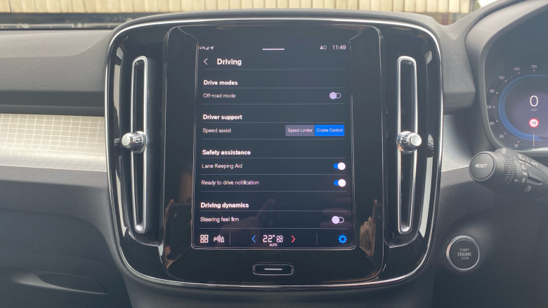 Volvo XC40 2.0 B3P Core 5dr Auto Petrol Estate